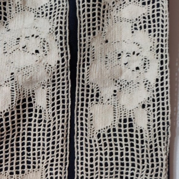 Comme Toi Dark Navy Lace Skirt - Size S - Picture 3 of 8